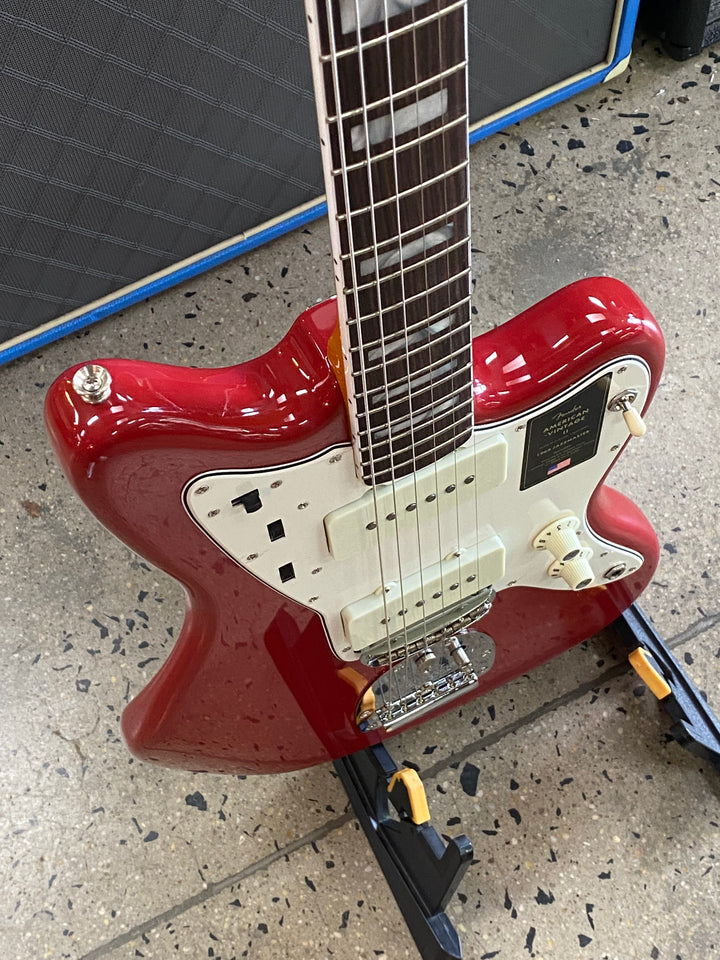 Fender American Vintage II 1966 Jazzmaster Rosewood Fingerboard | Dakota Red