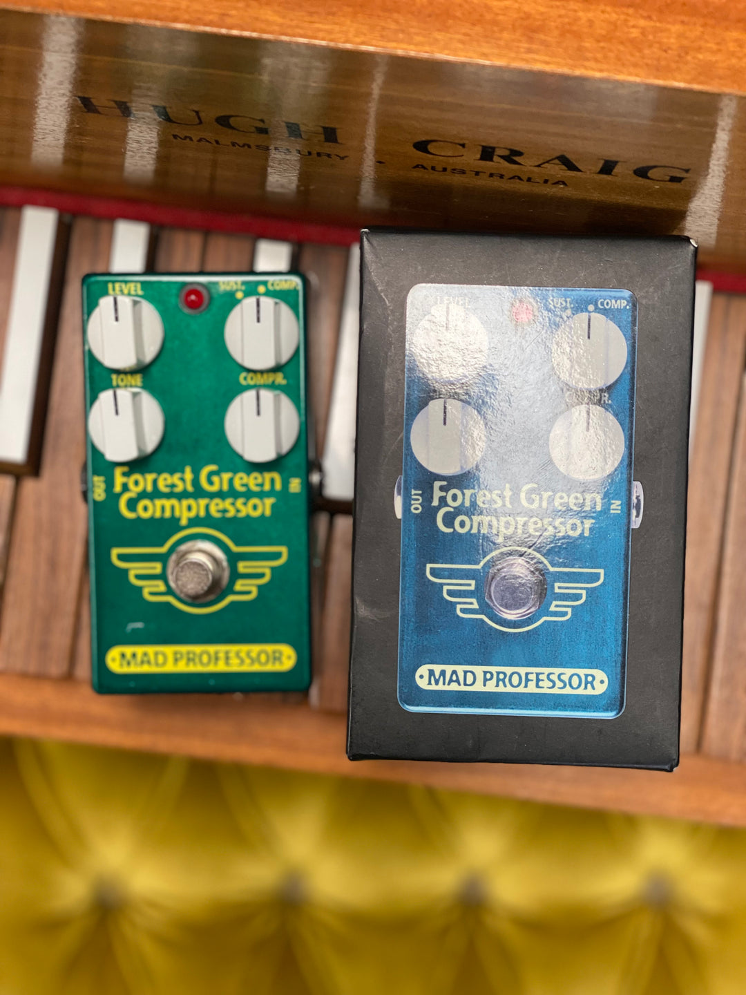 Mad Professor Forest Green Compressor w/box ***Pre Loved***