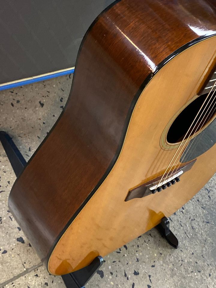 Martin USA 1972 D-18 Acoustic W/case Pre Loved