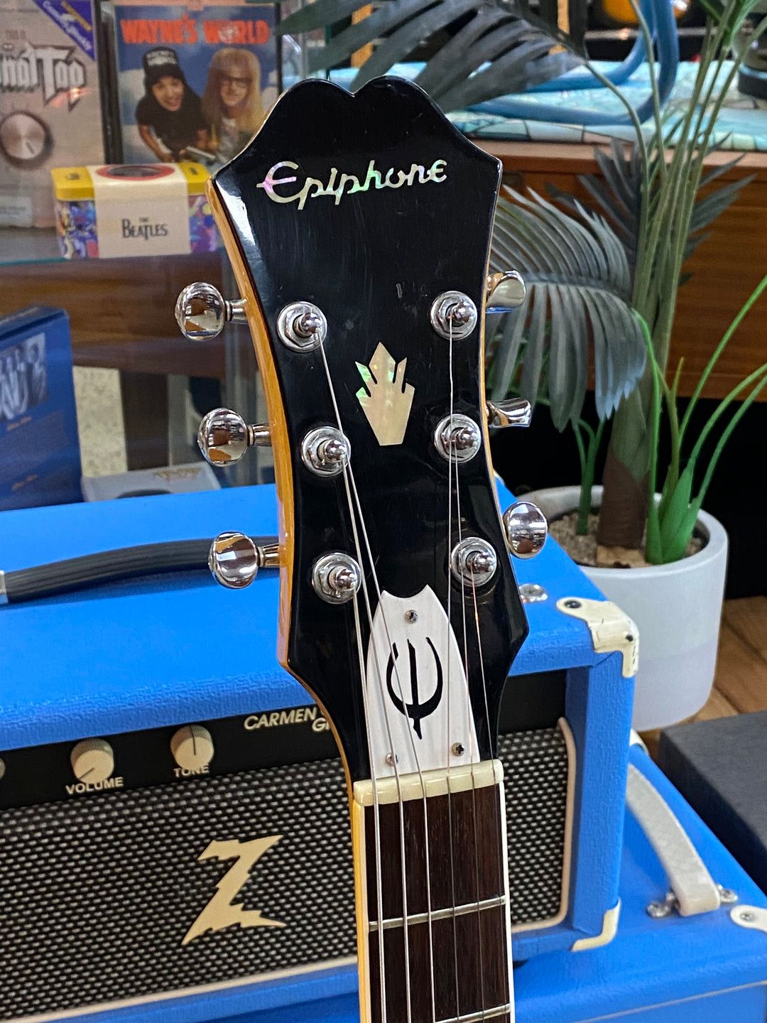 Epiphone MIJ Riviera w/case | Vintage Natural ***pre loved***