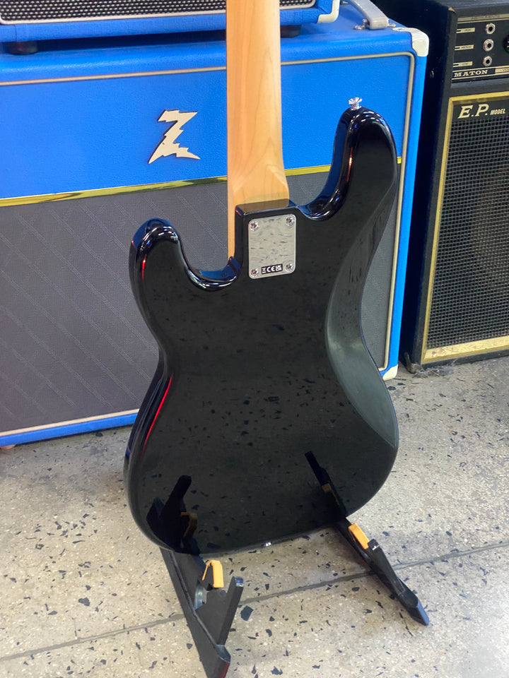 Fender Standard Precision Bass | Black