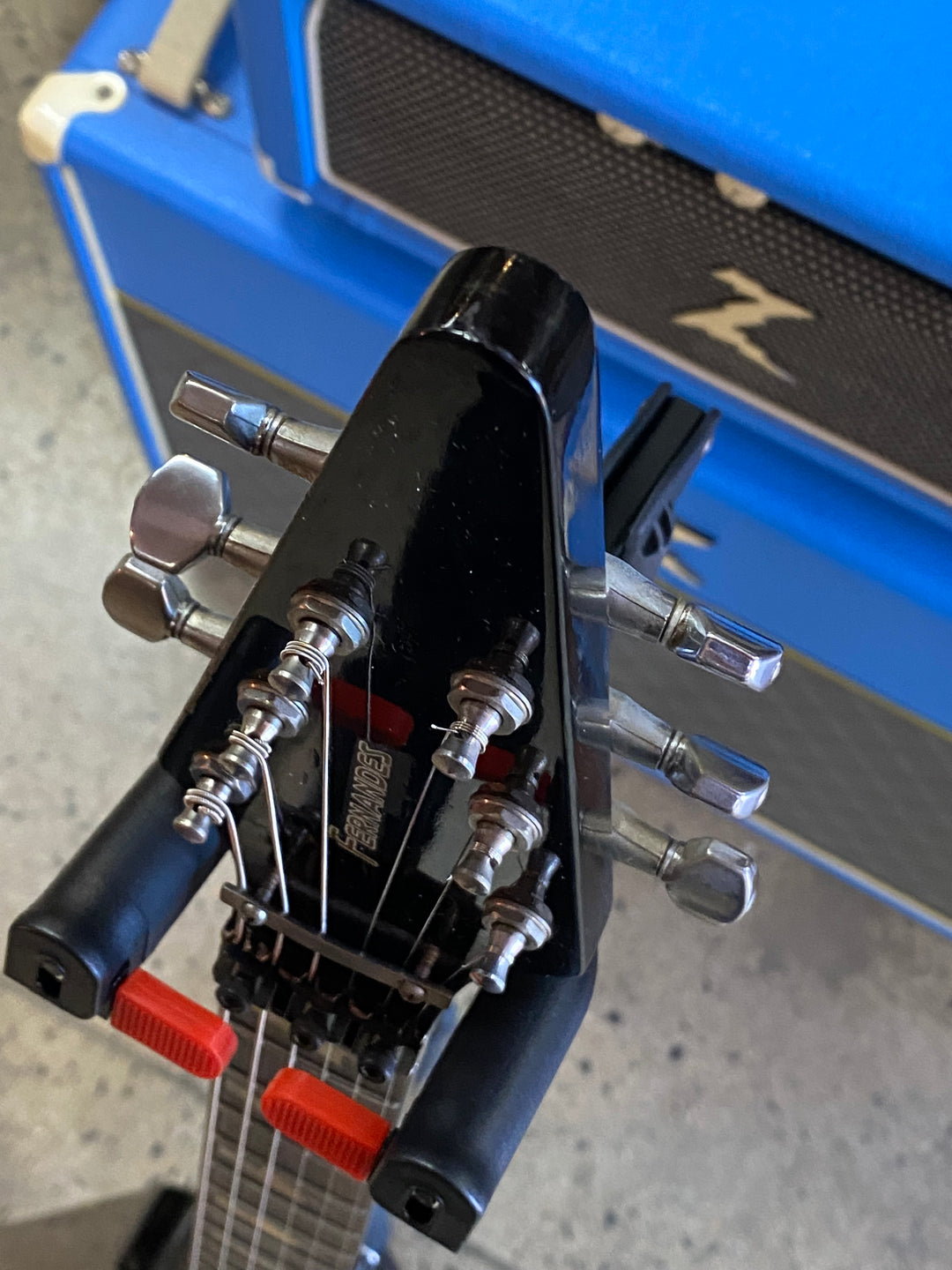 Fernandes 80s BSV Flying V *modded* w/bag | Black ***pre loved***