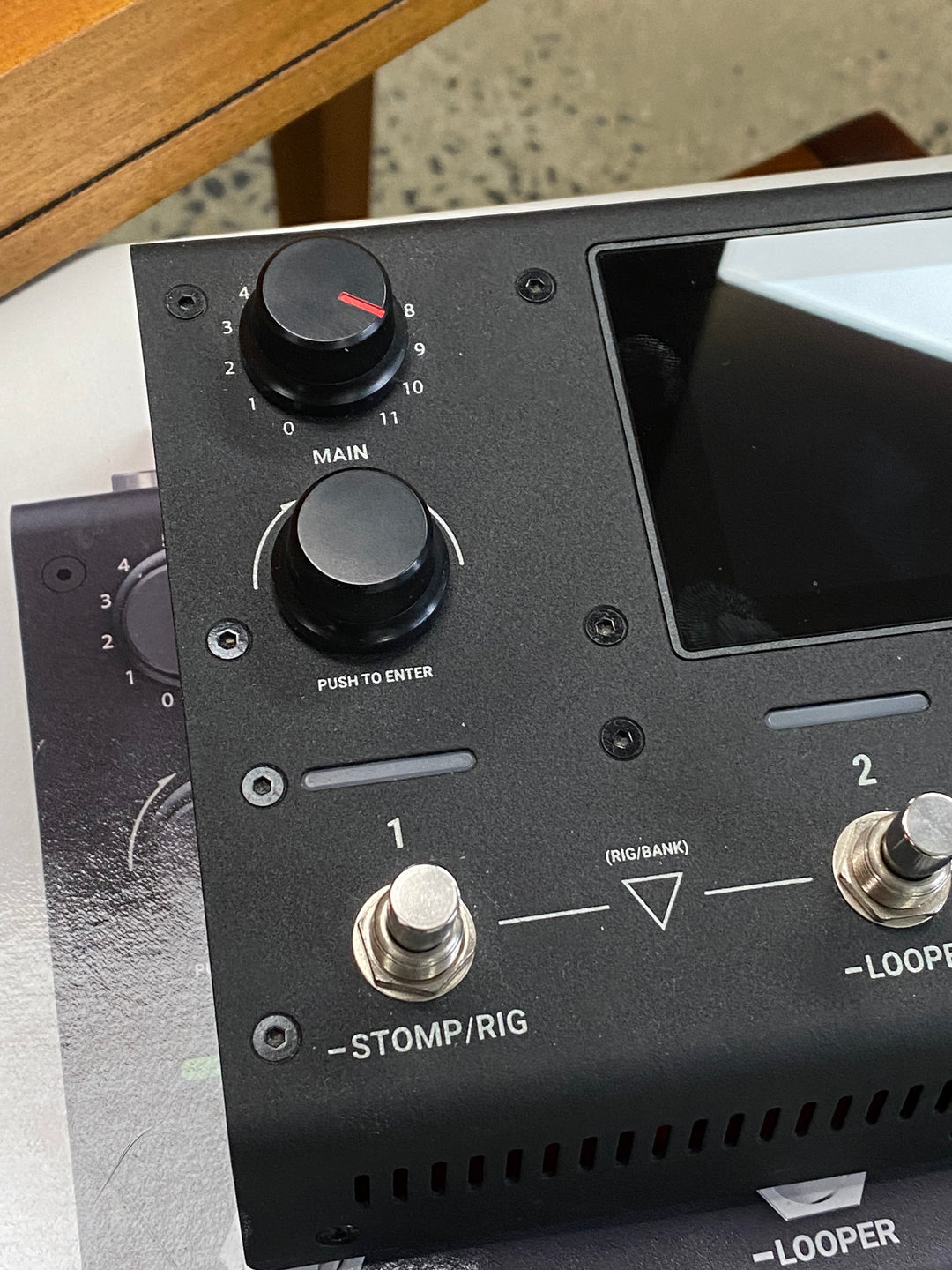 HeadRush MX5 Compact Guitar FX  Amp Modelling Processor W/box ***Pre Loved***