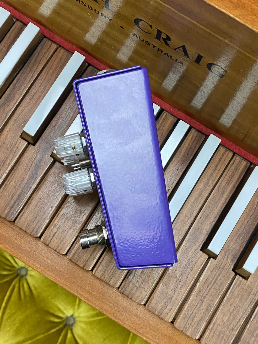 Vertex Nyle Compressor + Preamp Pedal ***pre loved***