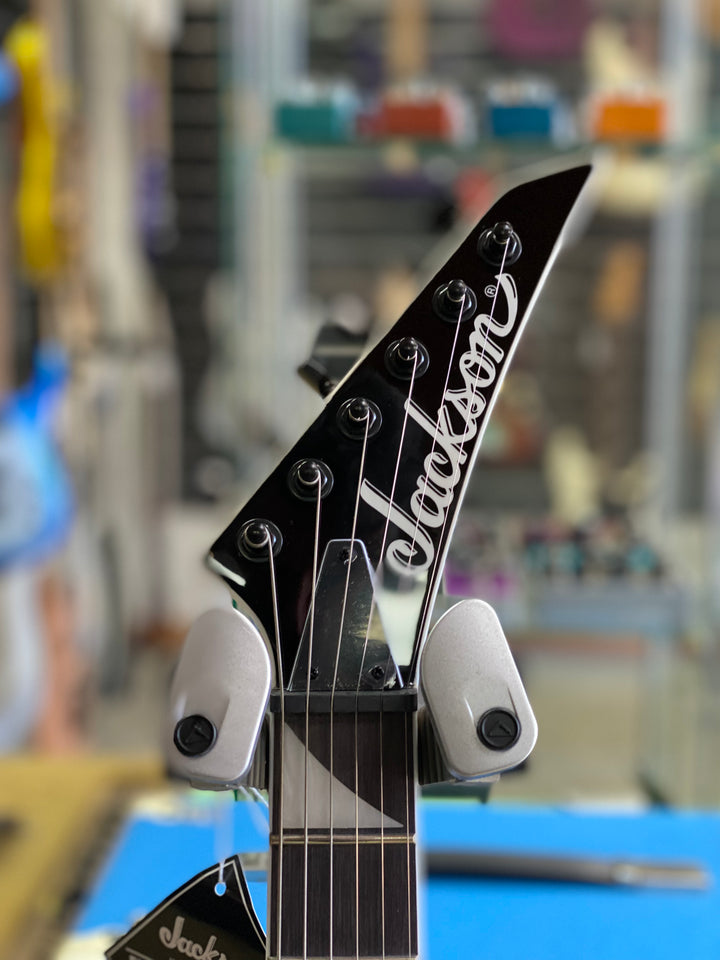Jackson Guitars JS Series King V JS32T | Gloss Black
