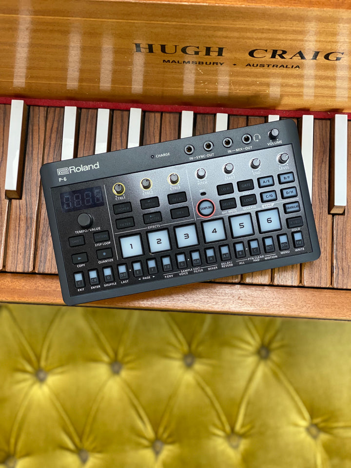 Roland P-6 AIRA Compact Creative Sampler ***pre loved***