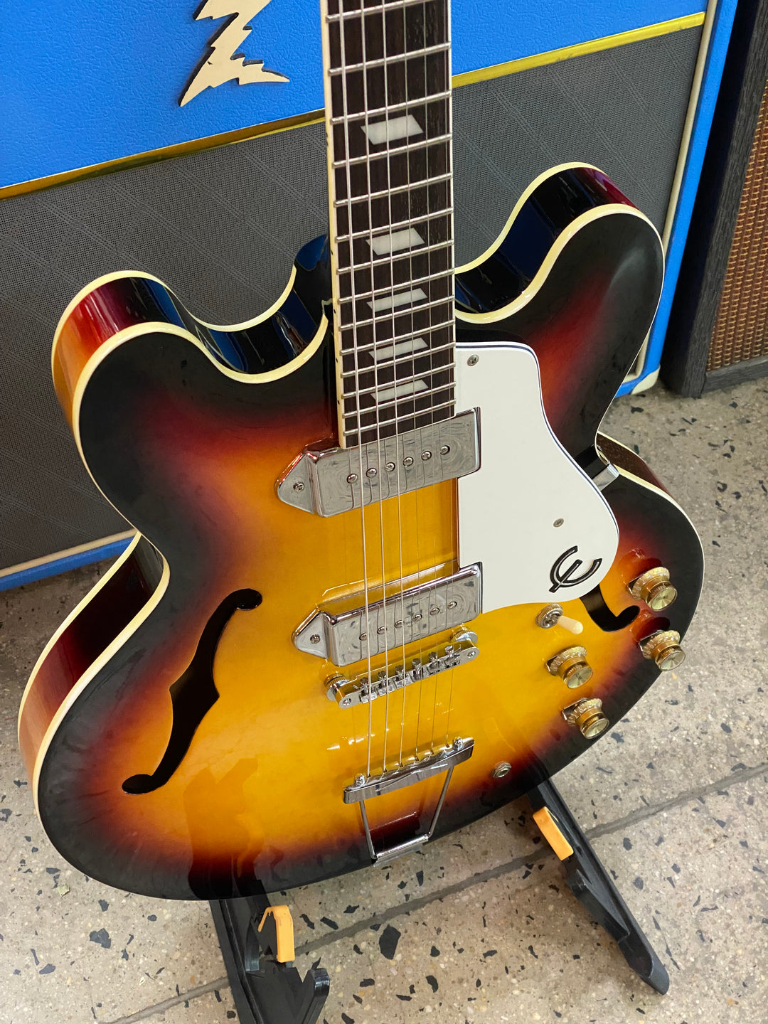 Epiphone 2001 Casino Peerless Factory Built w/case | Sunburst ***pre loved***