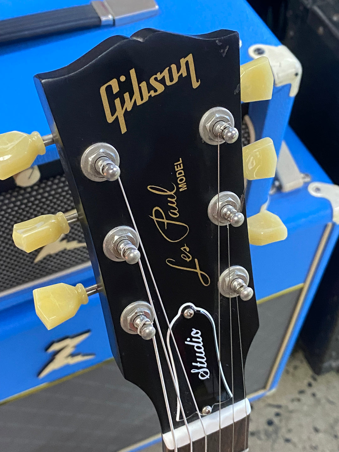 Gibson USA 2010 Les Paul Studio Black Satin w/case ***Pre Loved***