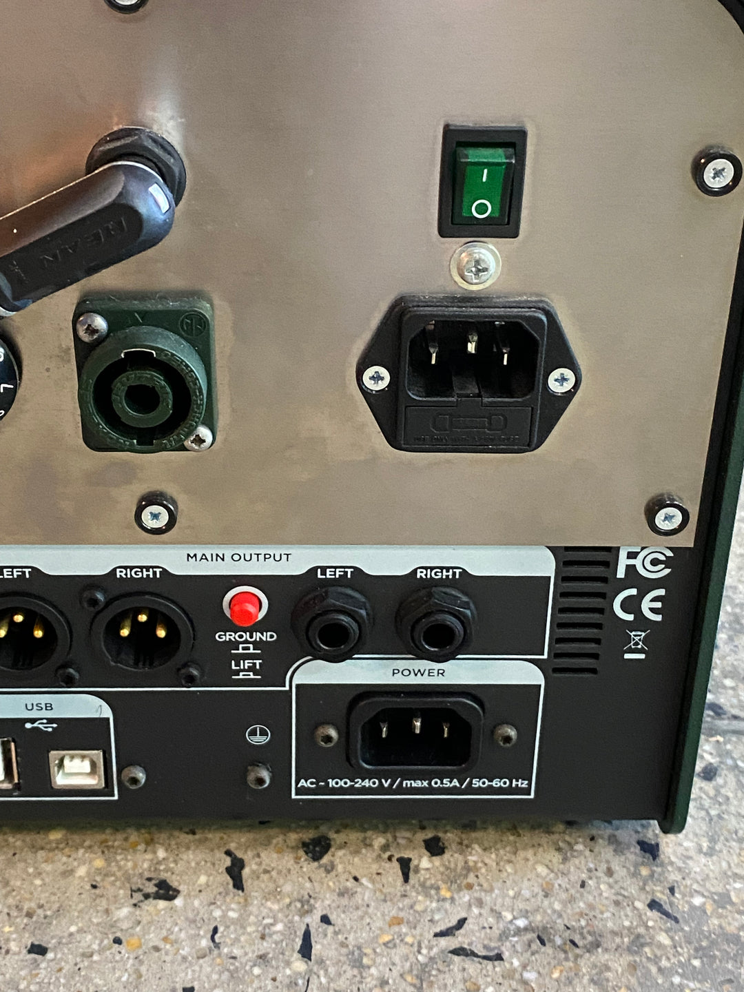 Kemper Profiler w/ Camplifier Powered module w/bag ***pre loved***