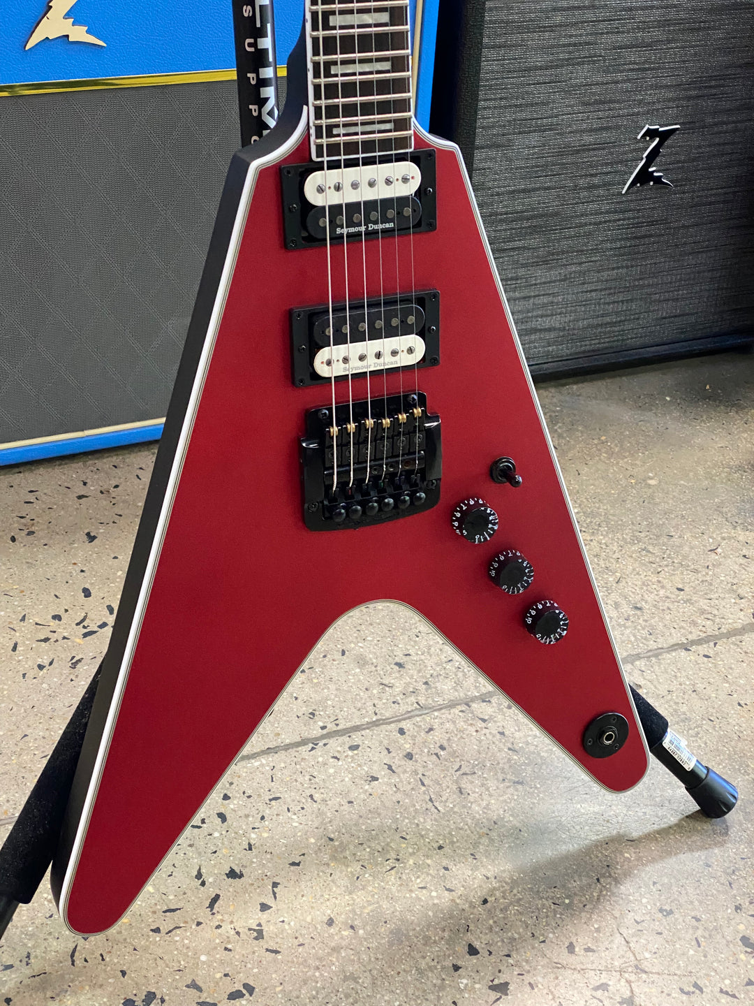 Dean Guitars V Select Series 24 Kahler | Metallic Red Satin