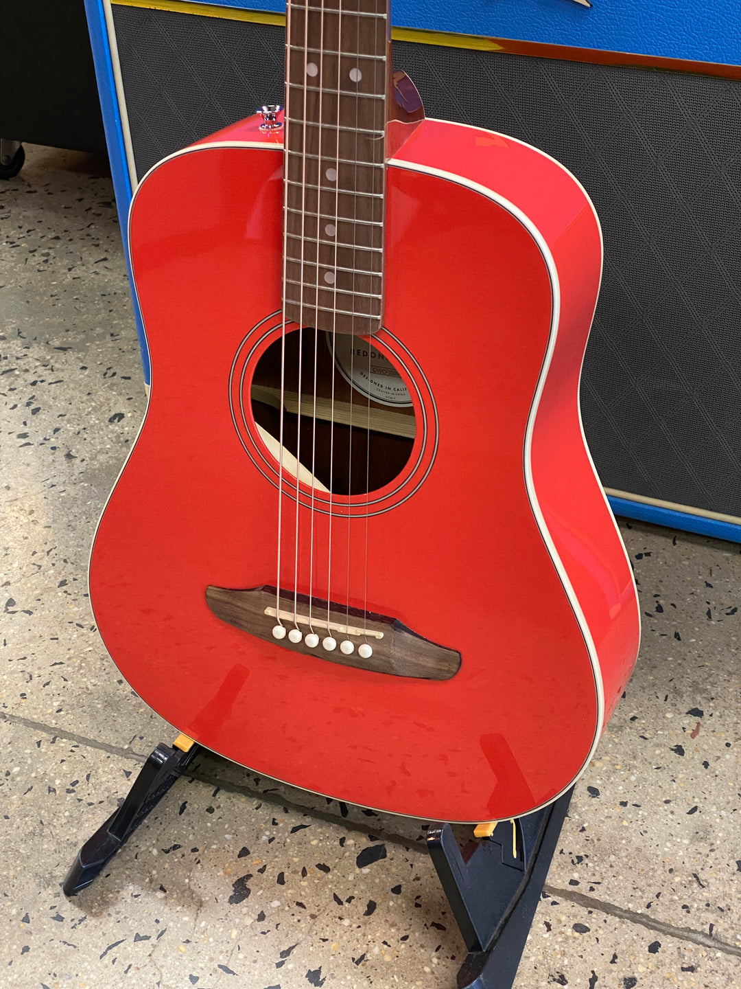 Fender California Standard Redondo Mini with Bag | Fiesta Red