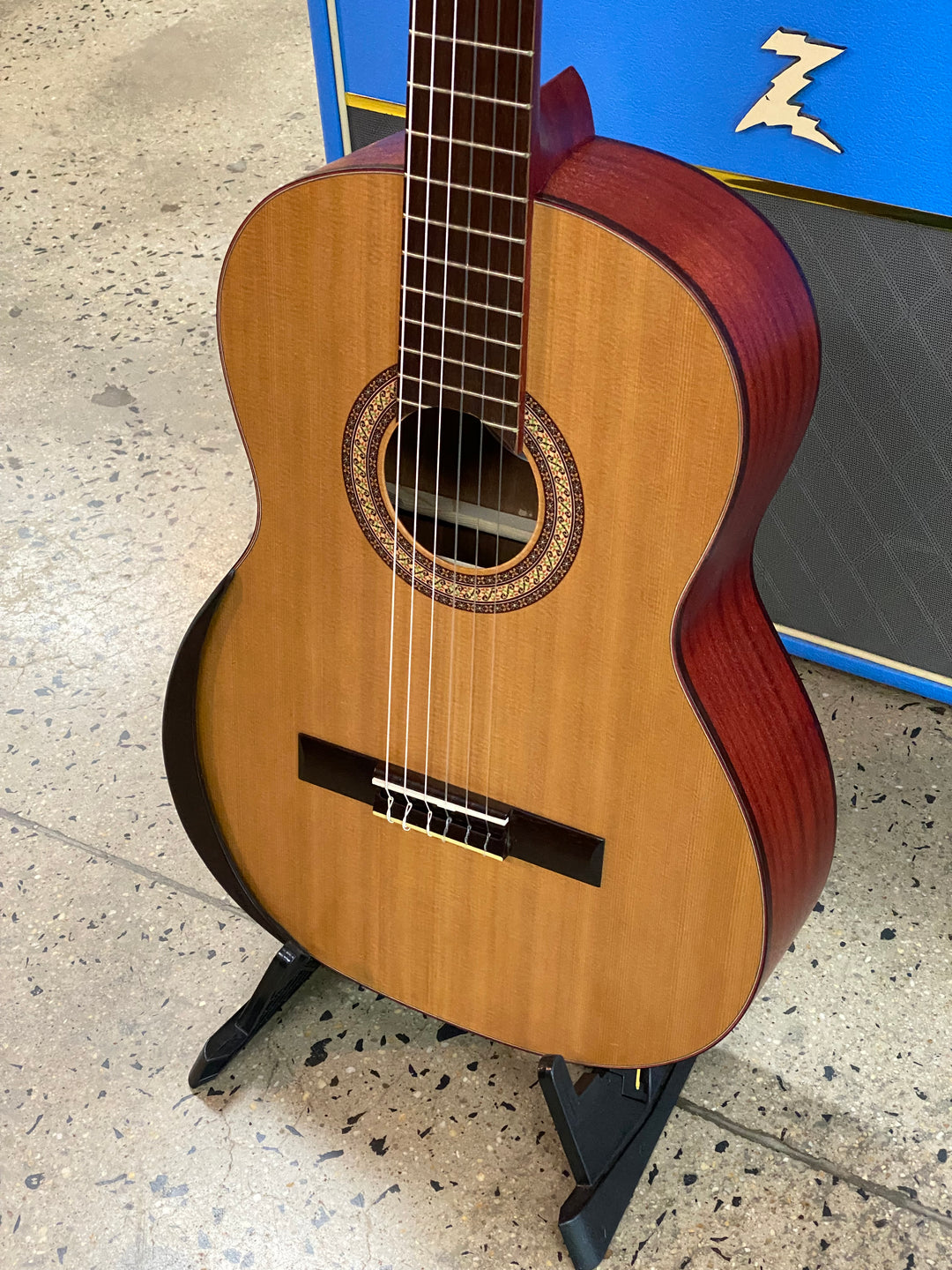Manuel Rodriguez Concert 4/4 Tradicion T-65 Red Cedar / Mahogany