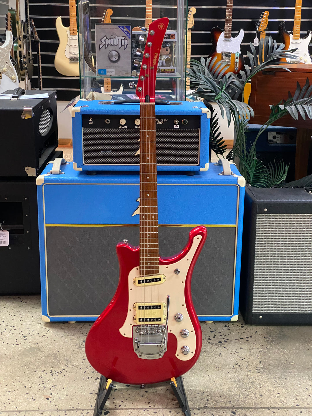 Sgv Instrument Icon Yamaha SGV-300 Red W/bag ***Pre Loved*** – A&B Musical Instruments
