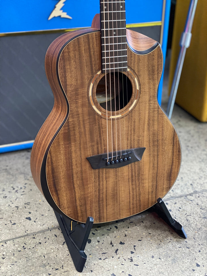 Washburn Acousitc G-Mini Koa WCGM55K-D w/bag ***Pre Loved***