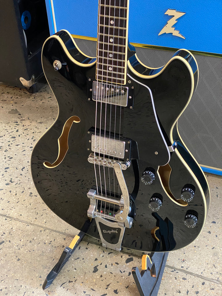 Schecter 2008 Corsair w/case | Black ***pre loved***