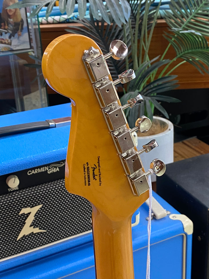 Squier FSR Classic Vibe 60s Strat HSS | Antique Olive