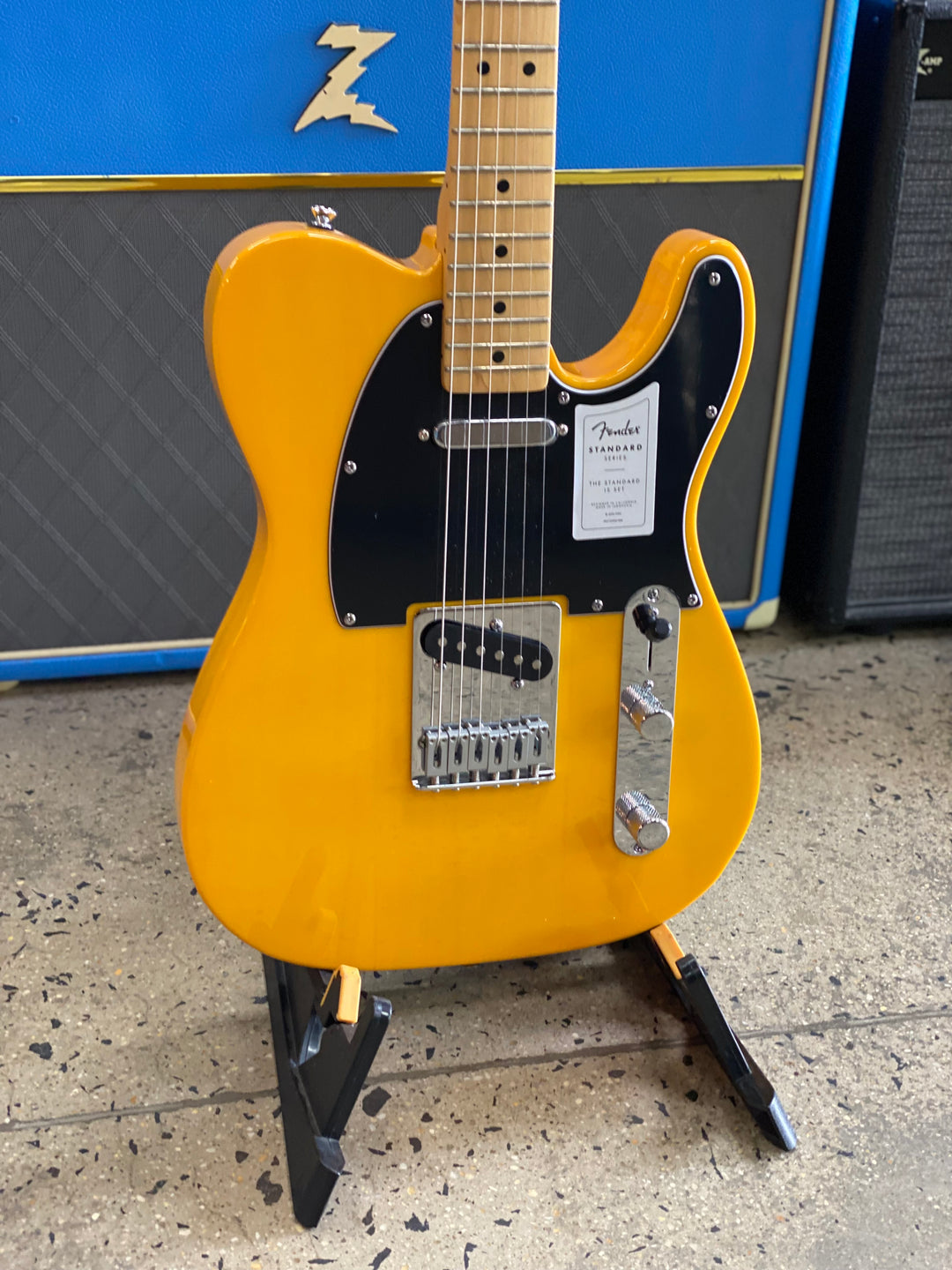 Fender Standard Telecaster | Butterscotch Blonde