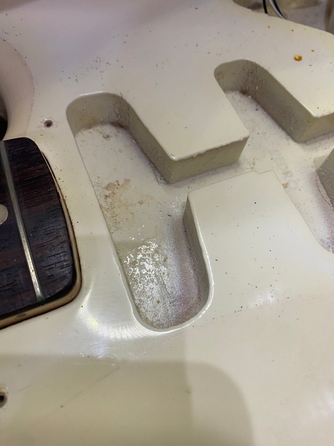 Fender USA 1972 Stratocaster Rosewood Fretboard Olympic White W/case ***Pre Loved***