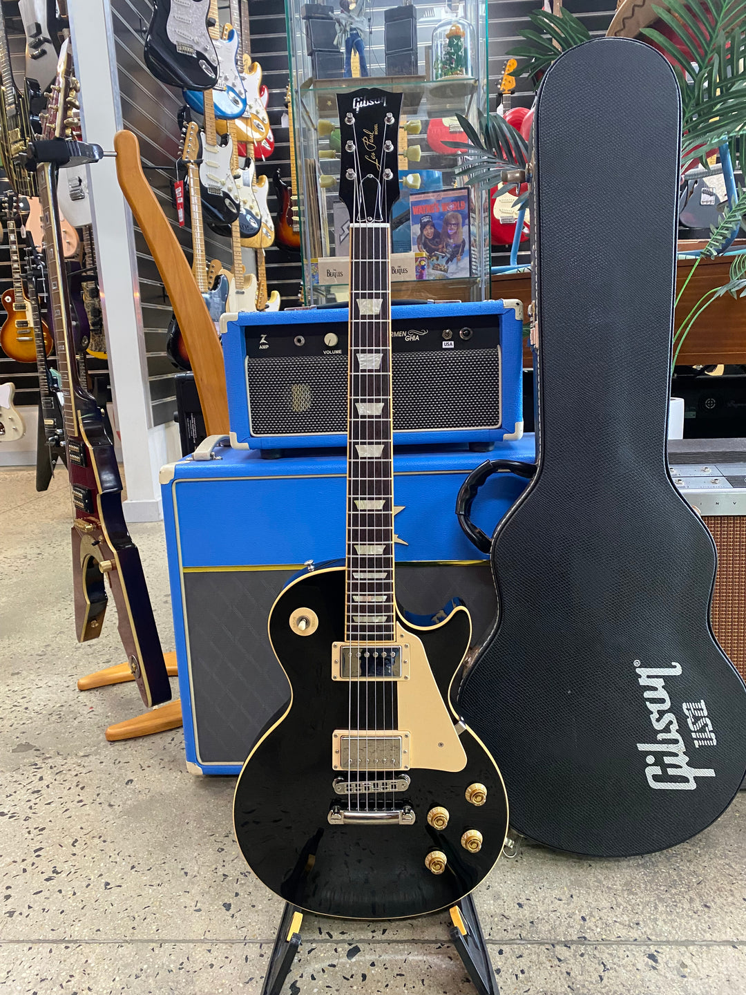 Gibson USA 2008 Les Paul Standard Ebony '60s Neck W/case ***Pre Loved***