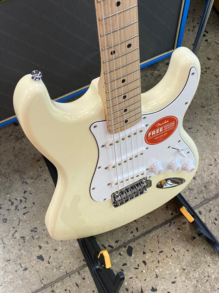 Squier Affinity Series Stratocaster | Olympic White
