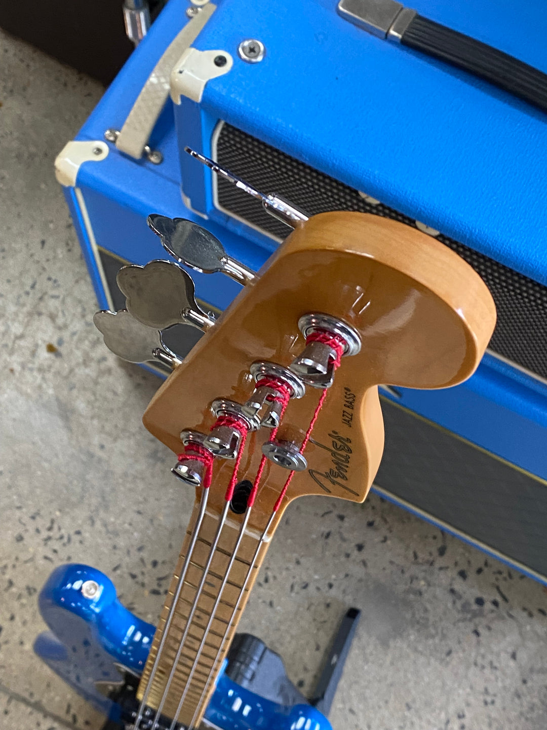 Fender 2025 Player II Modified Active Jazz Bass w/bag | Electric Blue ***pre loved***