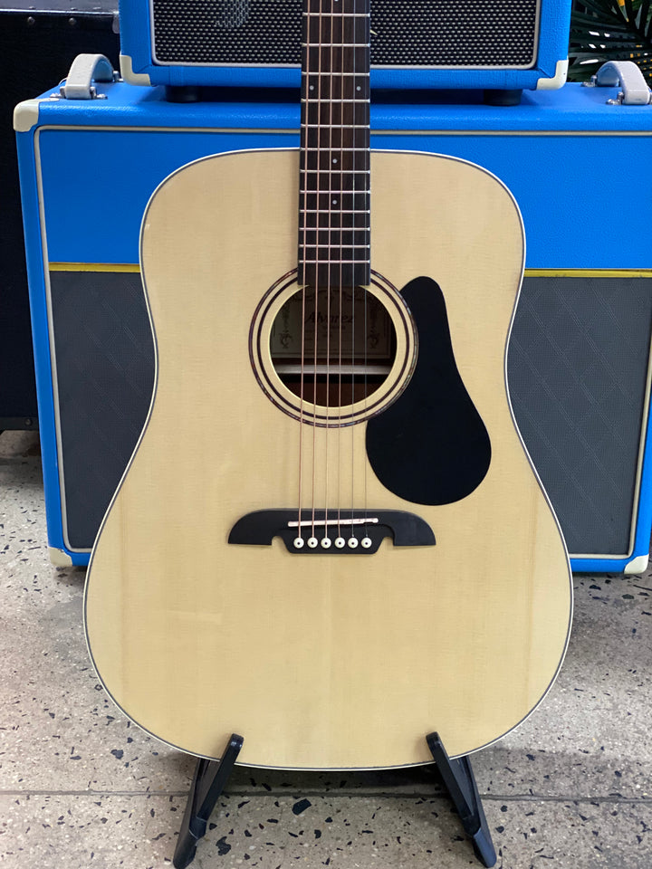 Alvarez RD26 Dreadnought Acoustic Guitar