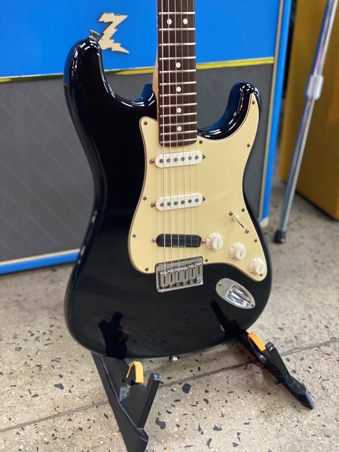Fender 2006 American Stratocaster Hardtail RW w/case | Black ***pre loved***