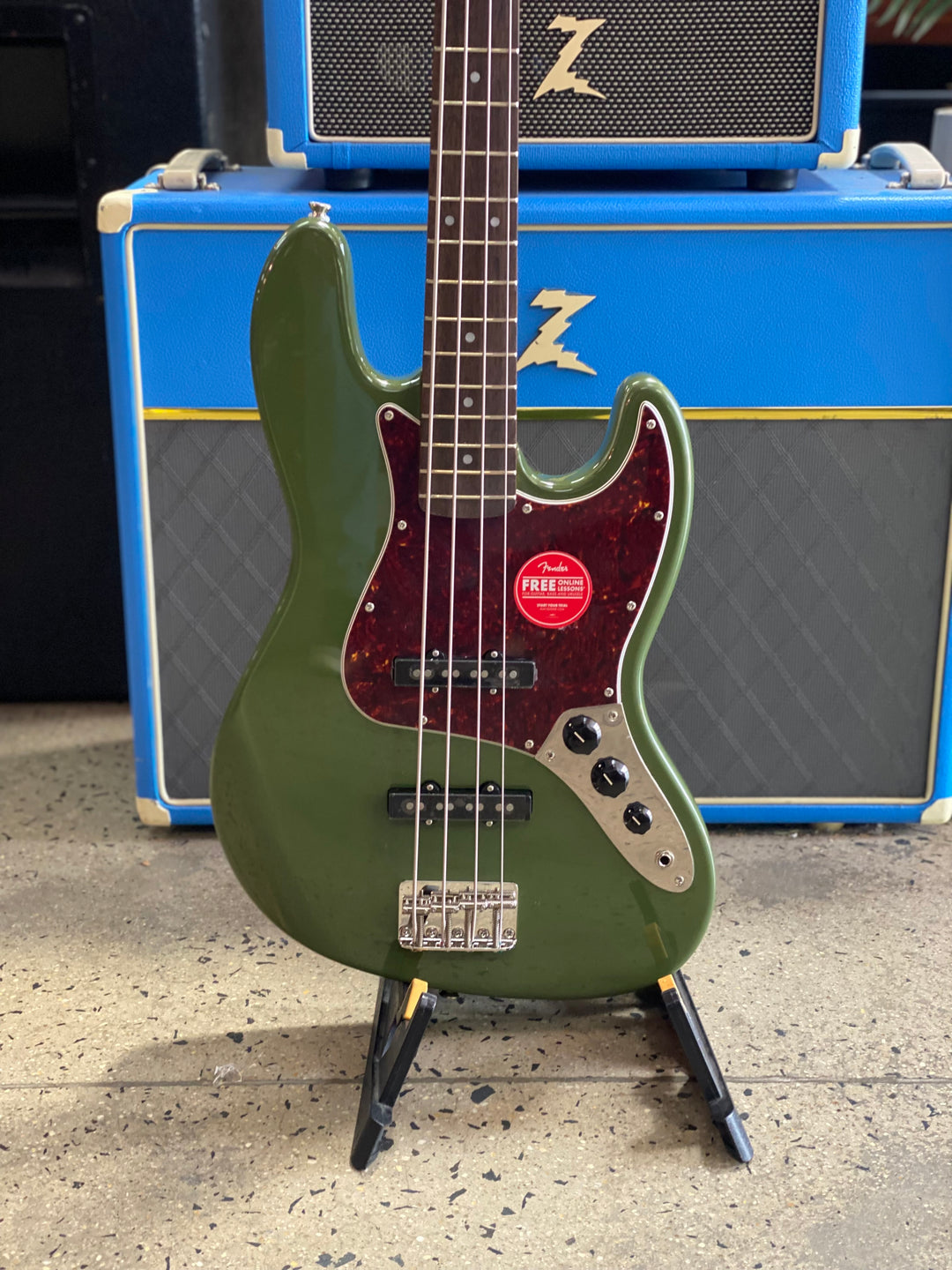 Squier FSR Classic Vibe CV 60s J Bass | Olive