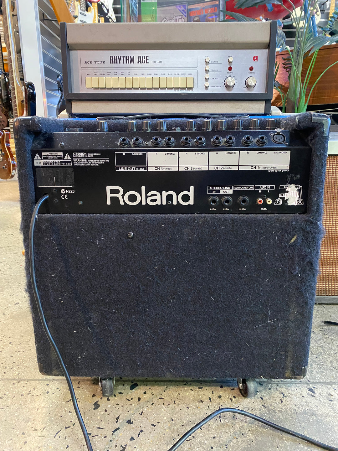 KC-350 4-Ch 120w Mixing Keyboard Amplifier ***Pre Loved***