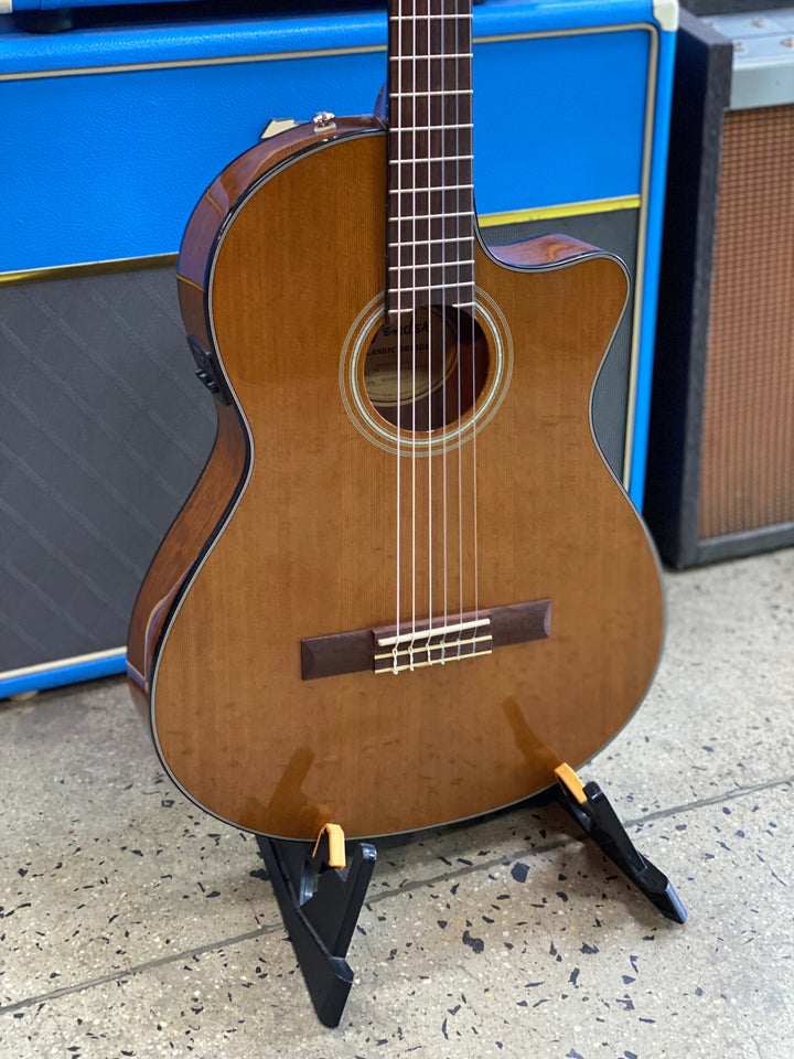 Fender CN-140SCE Nylon Thinline W/case | Natural