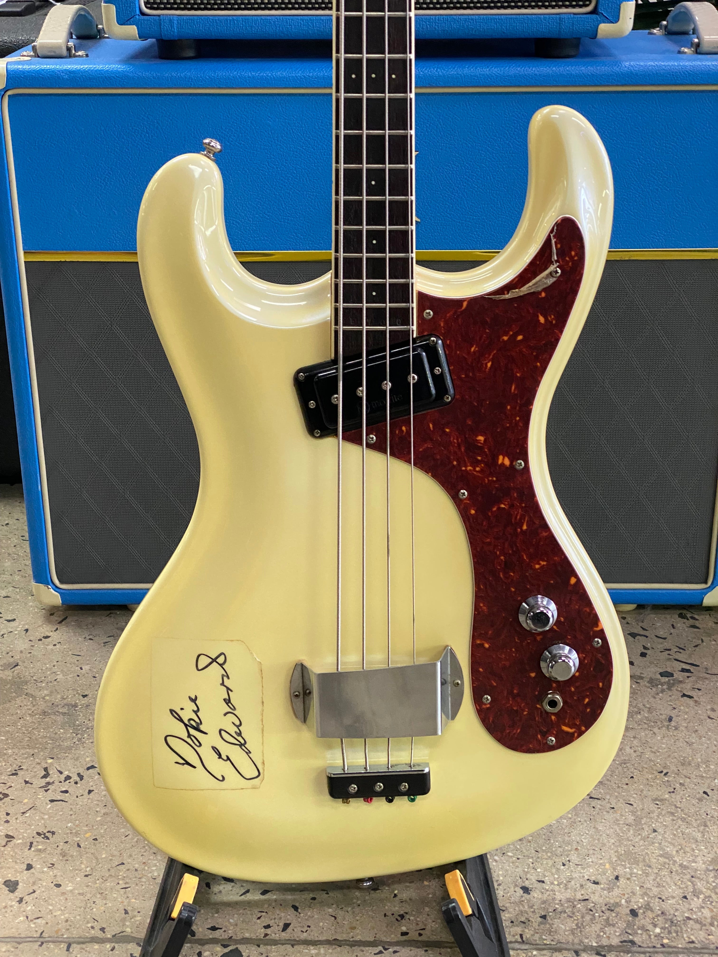 Mosrite The Ventures '65 RI Single Pickup MIJ Bass White ***Pre