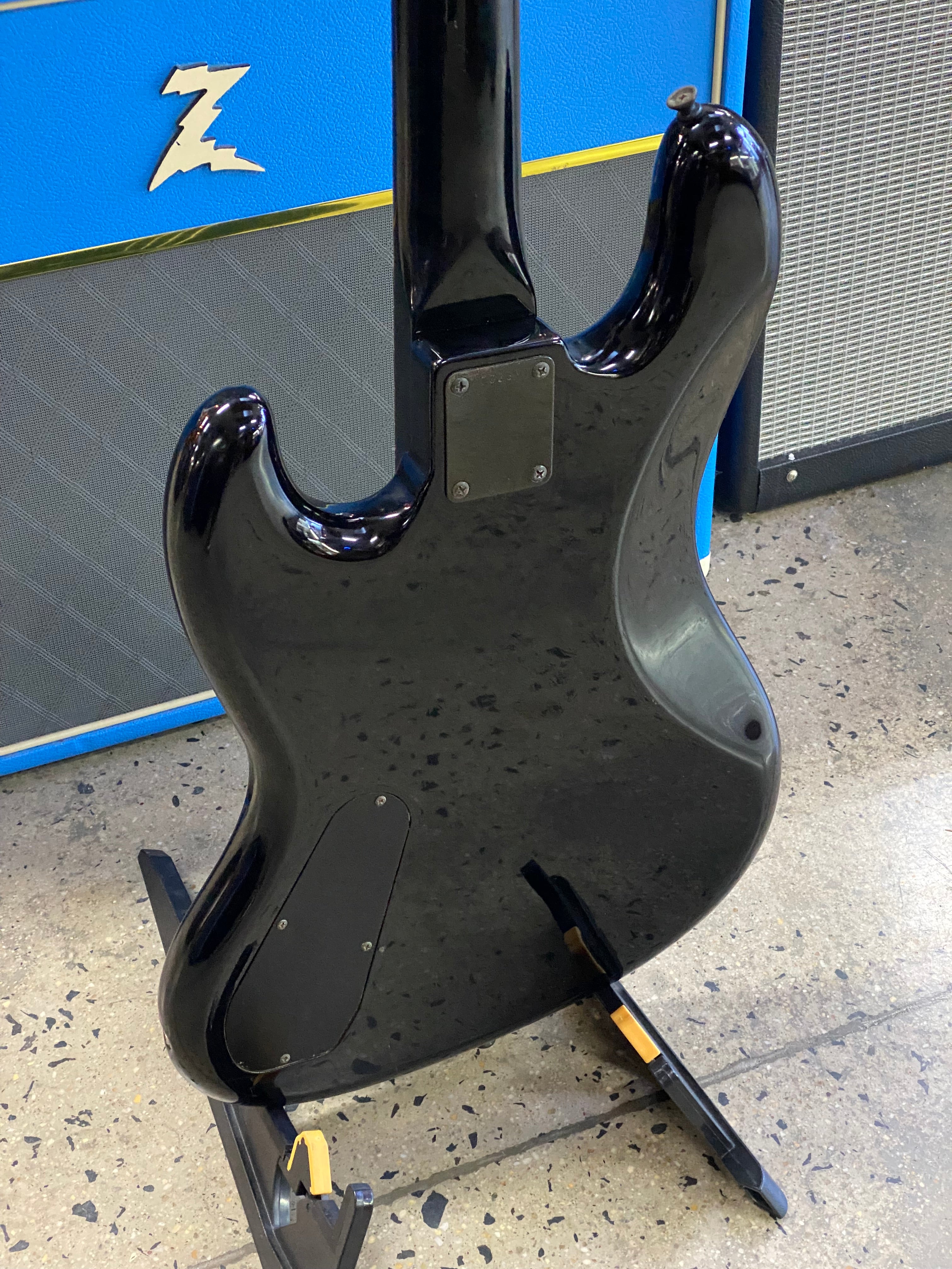 Fender '1985-86 Jazz Bass JB-555 Boxer Series Black w/bag