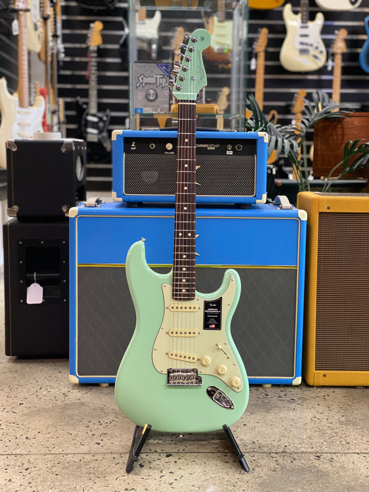 Fender DE Am Pro II Strat | Seafoam Green