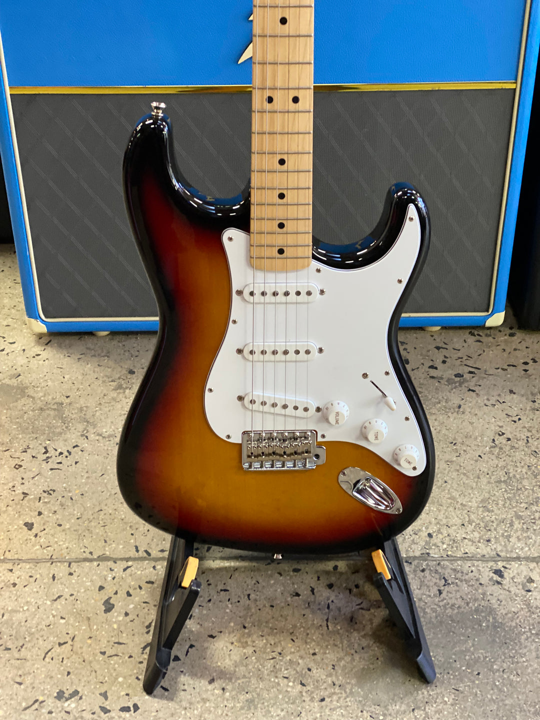 Fender MIJ ST-STD '95-96 Strat 3 Tone Sunburst W/bag ***Pre Loved***