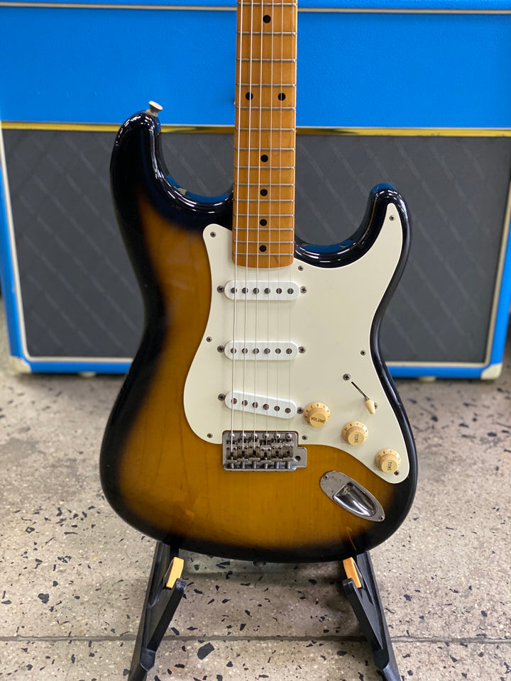 Fender '97-2000 CIJ Stratocaster 2 Tone Sunburst ***Pre Loved***