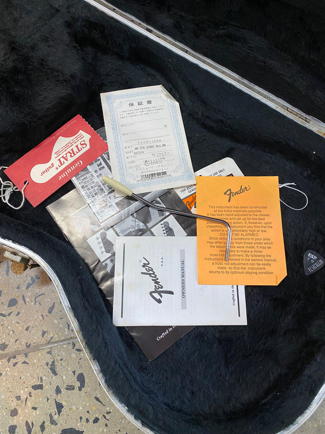 Fender 1995 American Standard Stratocaster w/case | Black ***Pre Loved***