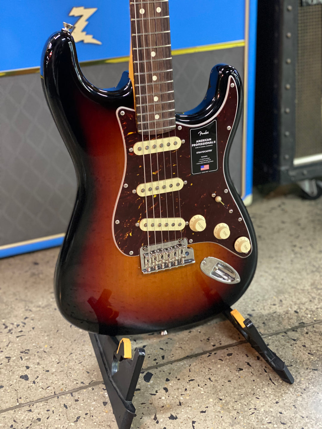Fender American Professional II Stratocaster Rosewood | 3 Tone Sunburst