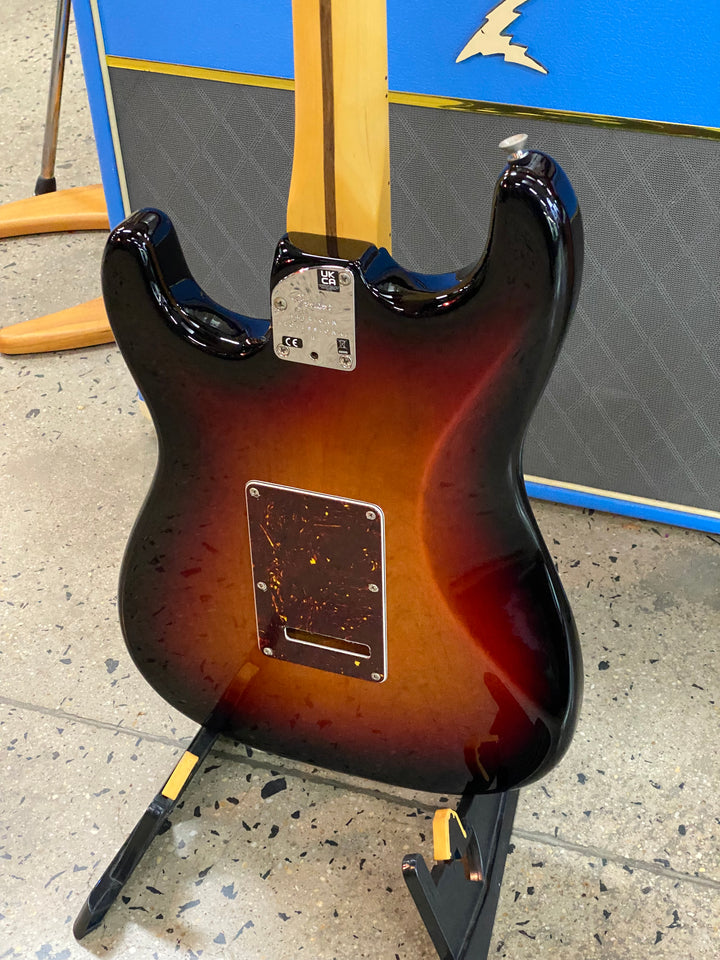 Fender 2022 American Pro II Stratocaster | Sunburst ***pre loved***