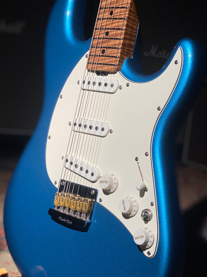 Ernie Ball Music Man Hunter Hayes Signature Cutlass Tahoe Blue W/case ***Pre Loved***