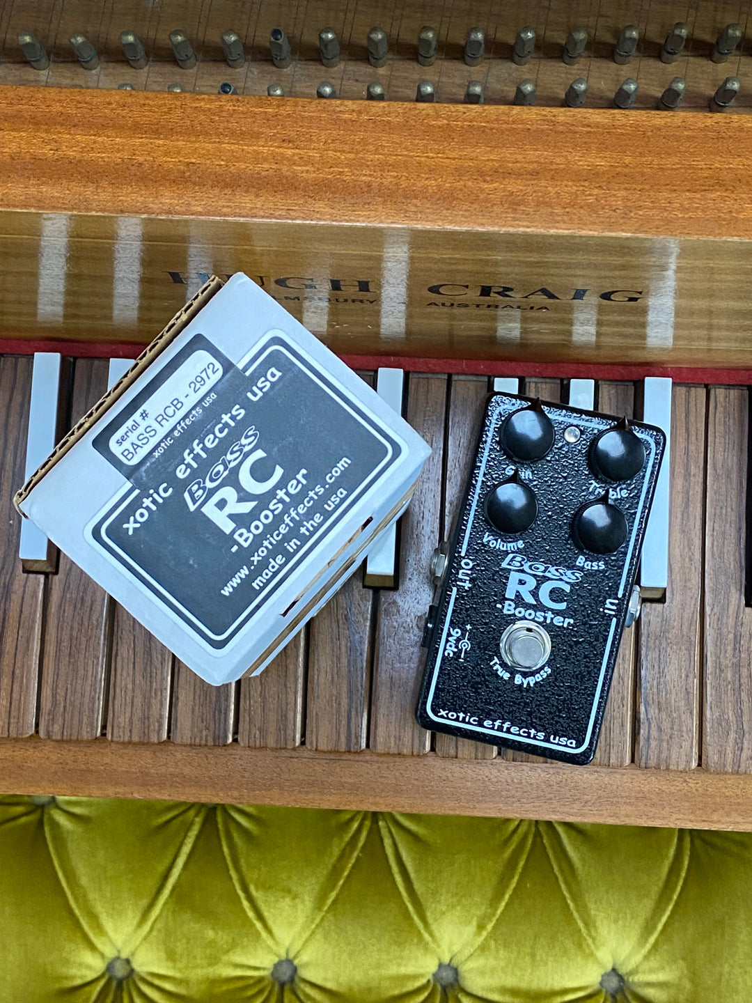Xotic Bass RC Booster pedal V1 w/box ***pre loved***