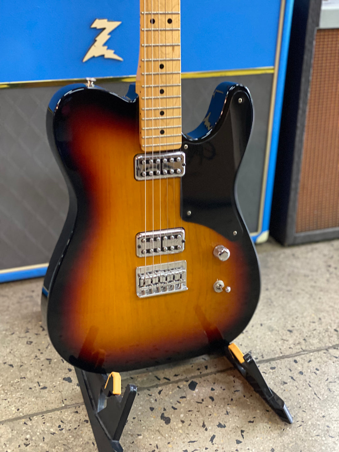 Fender 2012 Cabronita Telecaster w/case | Sunburst ***pre loved***