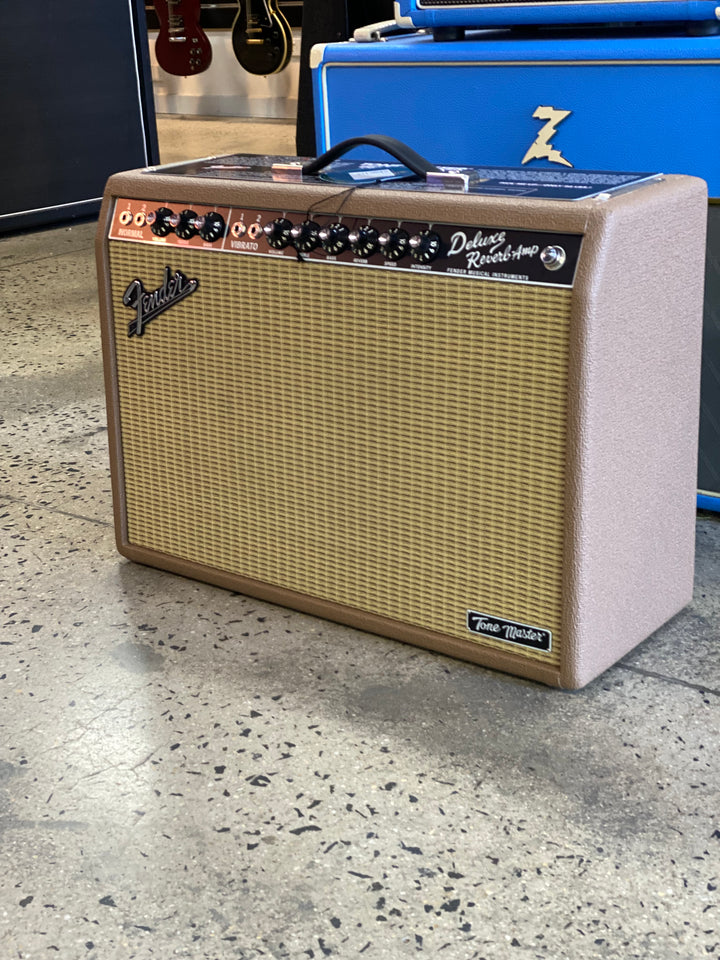 Fender FSR Tonemaster Deluxe Reverb Amplifier | Cocoa Nubtex
