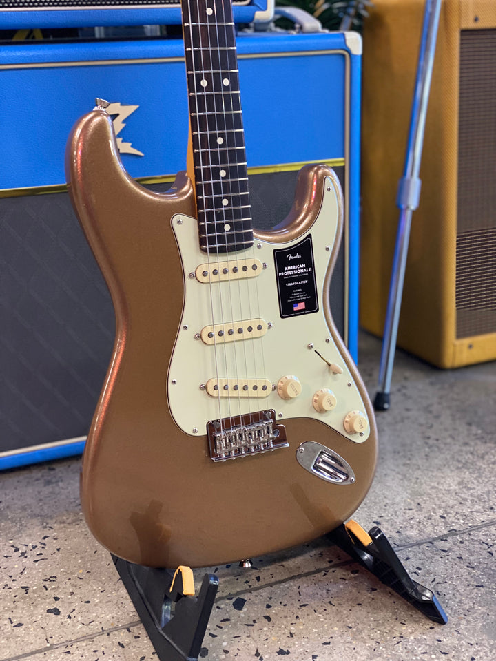 Fender Limited Edition American Professional II Stratocaster | Firemist Gold Metallic
