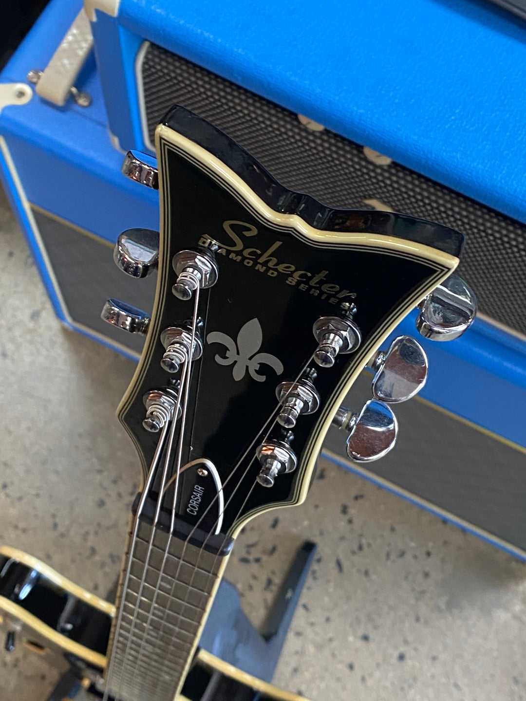 Schecter 2008 Corsair w/case | Black ***pre loved***