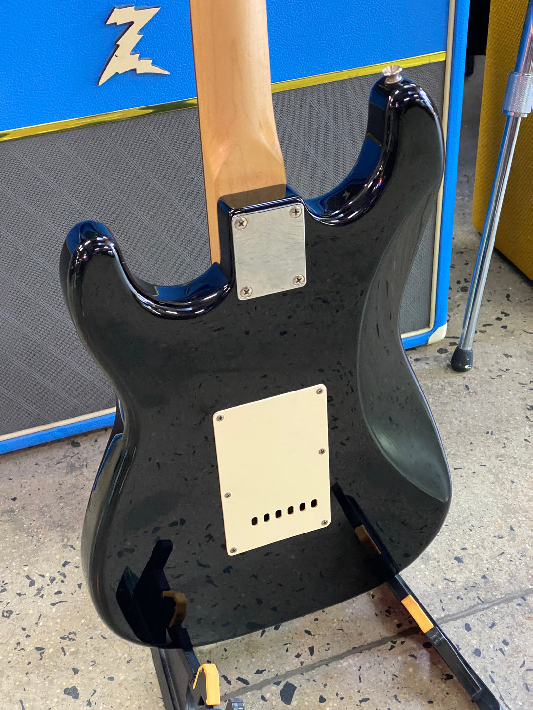 Squier Affinity Strat w/bag | Black ***Pre loved***