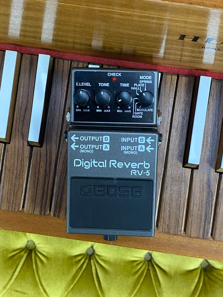 Boss RV-5 Digital Reverb Pedal ***pre loved***