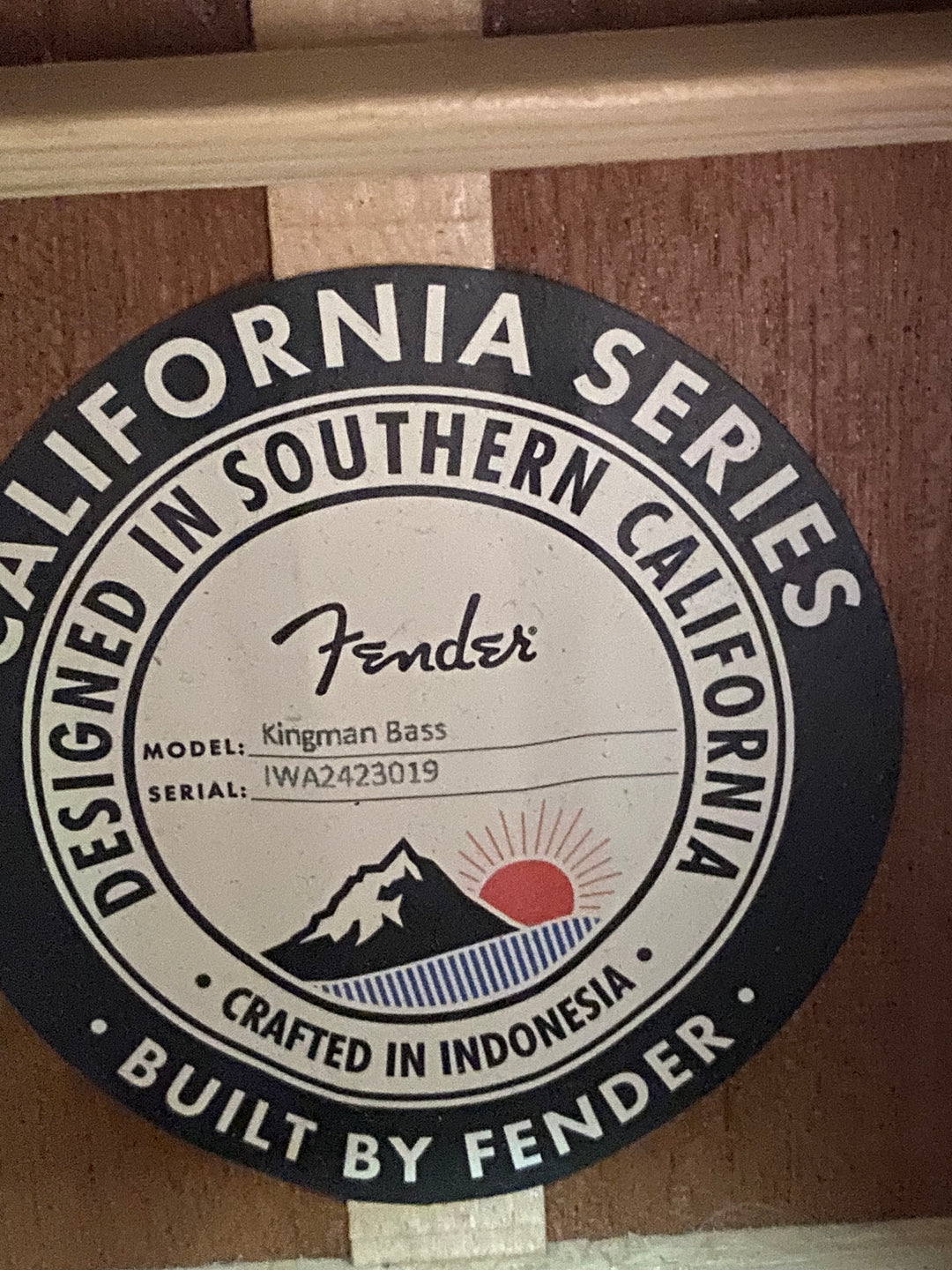 Fender 2024 Kingman Bass W/pickup Shaded Edge Burst ***pre loved***