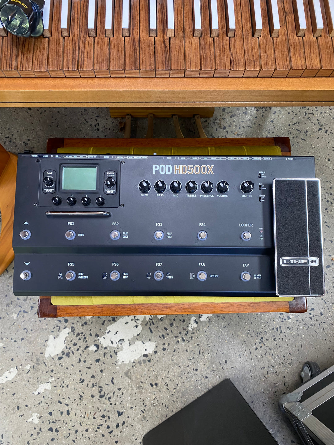 Line 6 POD HD500X Multi-Effects Processor ***Pre Loved***