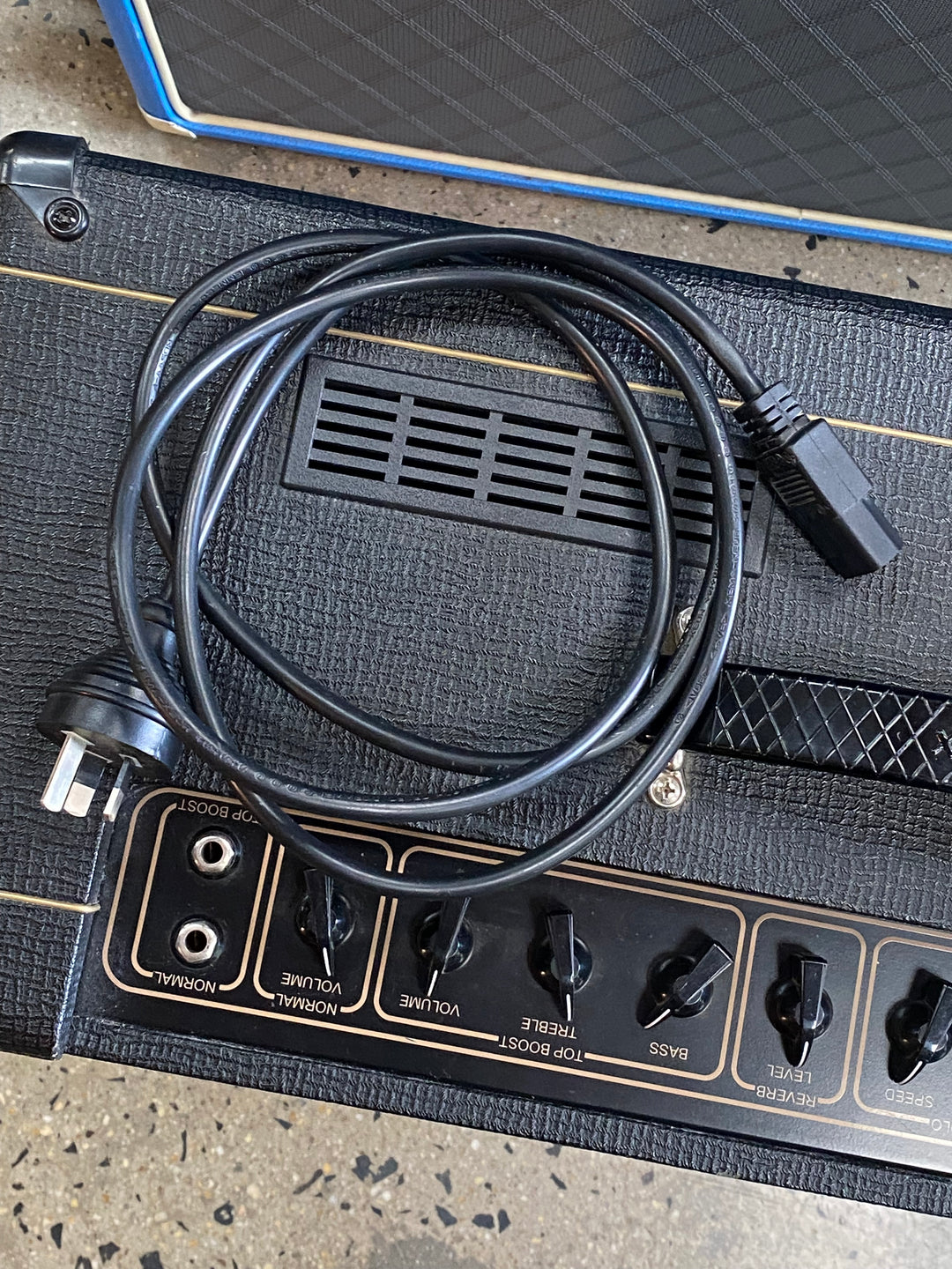 Vox AC15C1 1x12 15W Valve Amp w/ switch ***pre loved***