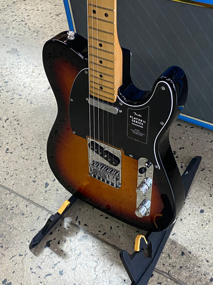 Fender Player II Telecaster®, Maple Fingerboard, 3-Color Sunburst